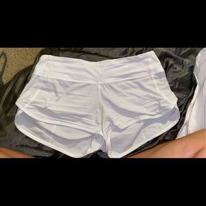 white size 4 lululemon speed up shorts